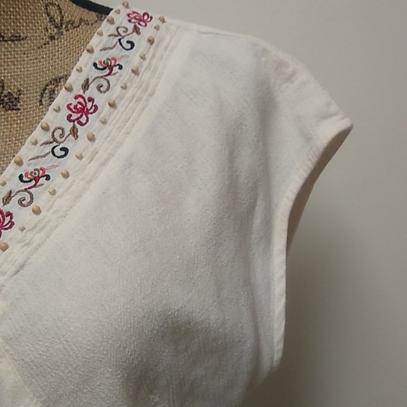 Ladies Casual Blouse - Picture 3 of 6